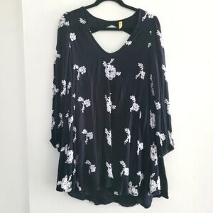 Free People oversized black floral embroidered dress size S